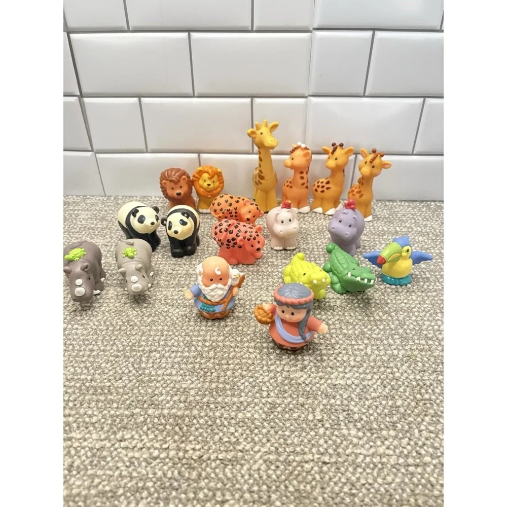 Fisher Price Little People Noah's Ark‎ Animals Including Noah And Wife Great Lot